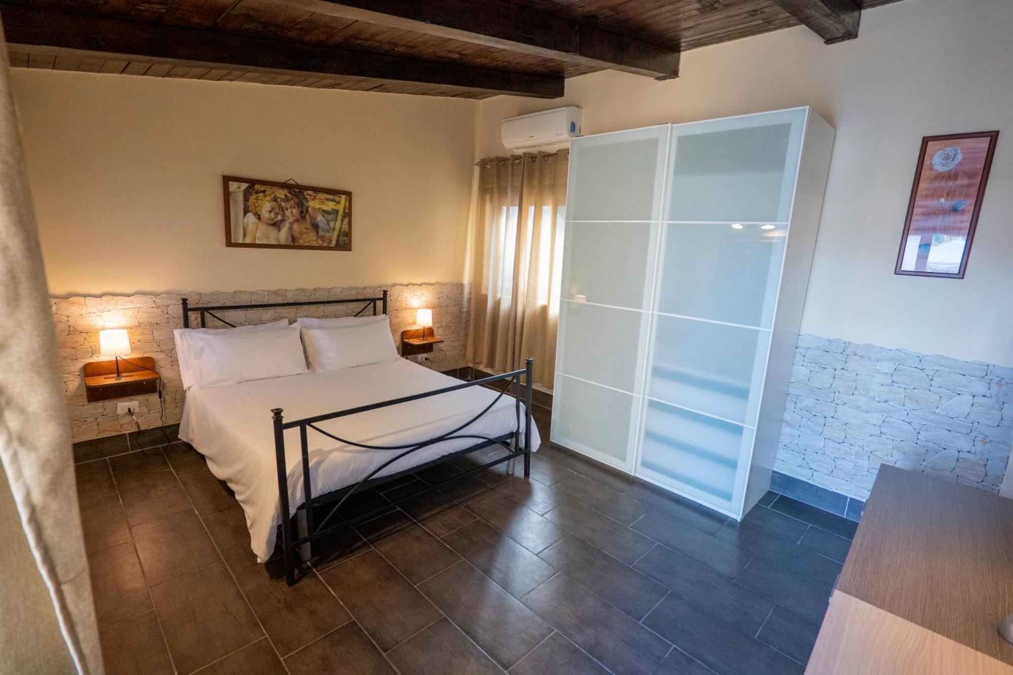 Villa Seta Giardini Naxos Exteriör bild