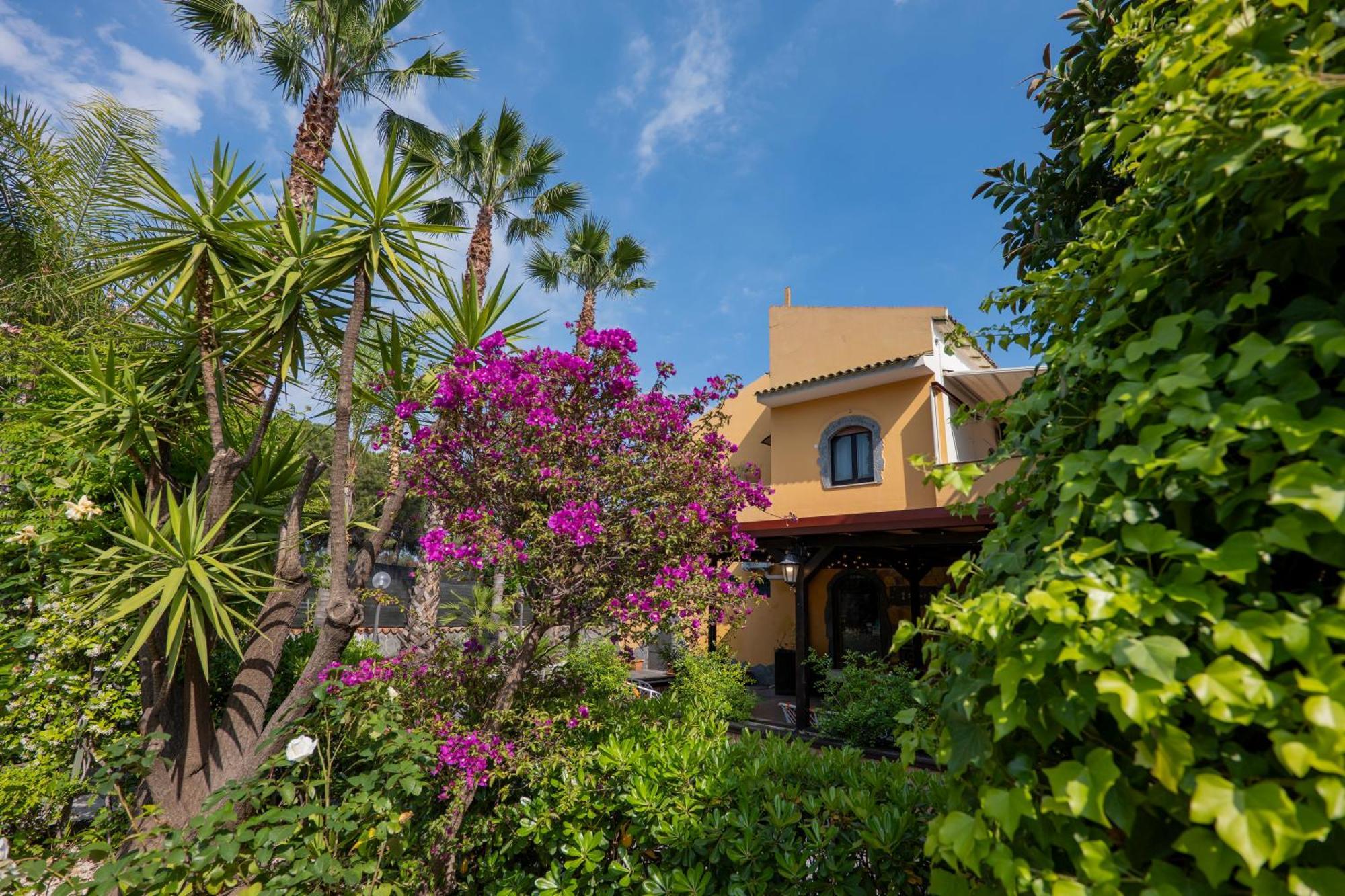 Villa Seta Giardini Naxos Exteriör bild