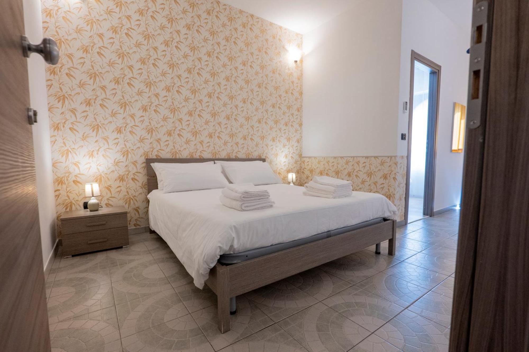 Villa Seta Giardini Naxos Exteriör bild